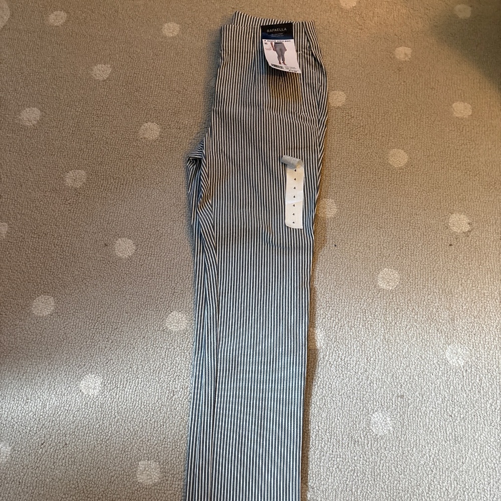 Raffaella size 4 stretch ankle pants